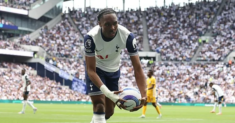 Tottenham, Mathys Tel’i duyurdu