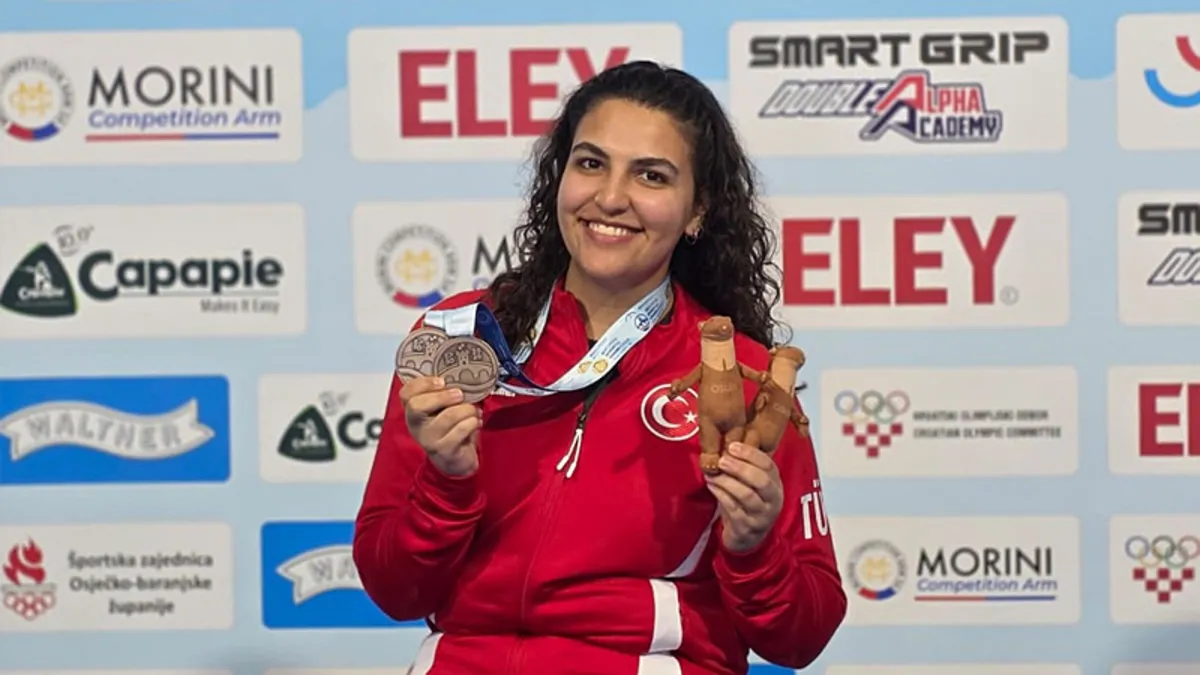 Şevval İlayda Tarhan’dan Avrupa Şampiyonası’nda bronz madalya! Şevval İlayda Tarhan’dan Avrupa Şampiyonası’nda bronz madalya!