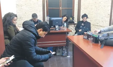 ‘Sanatçılara eziyet ediyorlar’