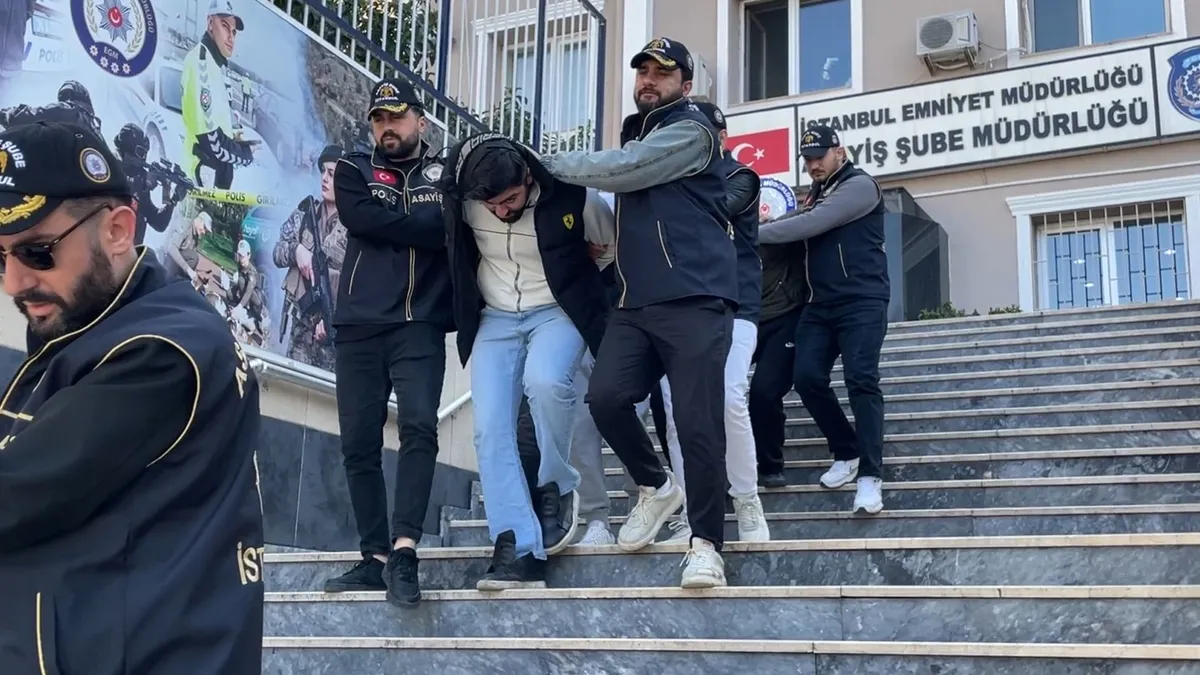 İstanbul’da yeni nesil çetelere operasyon! İş yeri…