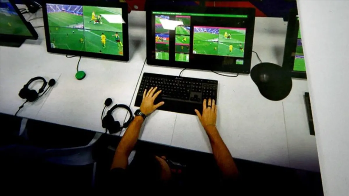 Süper Lig’de günün maçlarının VAR hakemleri belli oldu Süper Lig’de günün maçlarının VAR hakemleri belli oldu