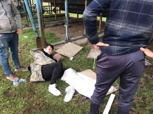 Sakarya’da tribün çöktü: 3 çocuk yaralı