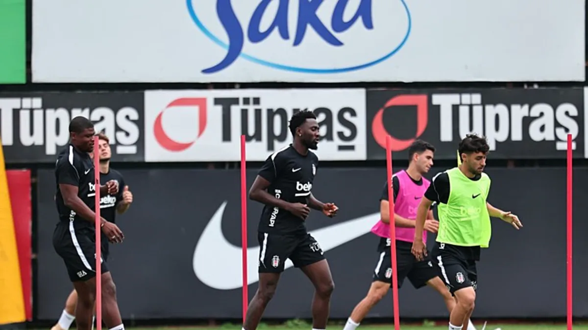 Beşiktaş’ta Hradec Kralove mesaisi! – Son Dakika Spor Haberleri Beşiktaş’ta Hradec Kralove mesaisi! – Son Dakika Spor Haberleri