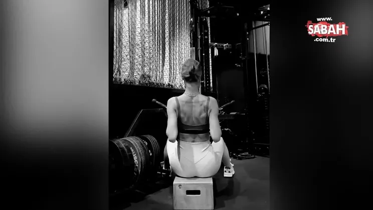 45 yaşındaki Çağla Şıkel kaslı ve fit vücuduyla kıskandırdı! İşte Çağla Şıkel’den ilgi çeken o paylaşım!