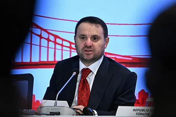 adalet-bakani-gurlekten-israile-tepki-evrensel-adalet-sistemine-saygisizlik-1792576112097.jpeg Adalet Bakanı Gürlek’ten İsrail’e tepki:
