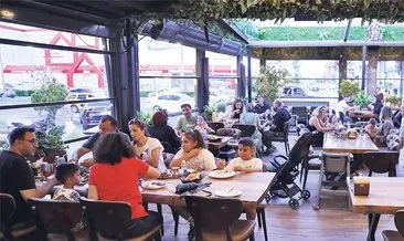 Bursa’daki festival esnafın yüzünü güldürdü #bursa