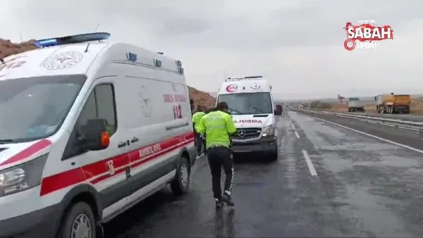 Kayseri'de midibüs devrildi: 15 yaralı | Video
