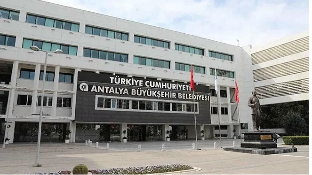 SON DAKİKA | Antalya Büyükşehir Belediyesi’ne operasyon: 15 gözaltı SON DAKİKA | Antalya Büyükşehir Belediyesi’ne operasyon: 15 gözaltı