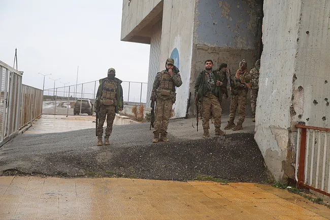 teror-orgutu-ypgsdgnin-eski-sozcusu-mustafa-bali-israil-kanalina-agladi-yalniz-birakildik-1768771993457.jpg Terör örgütü YPG/SDG'nin eski sözcüsü Mustafa Bali, İsrail kanalına ağladı: Yalnız bırakıldık
