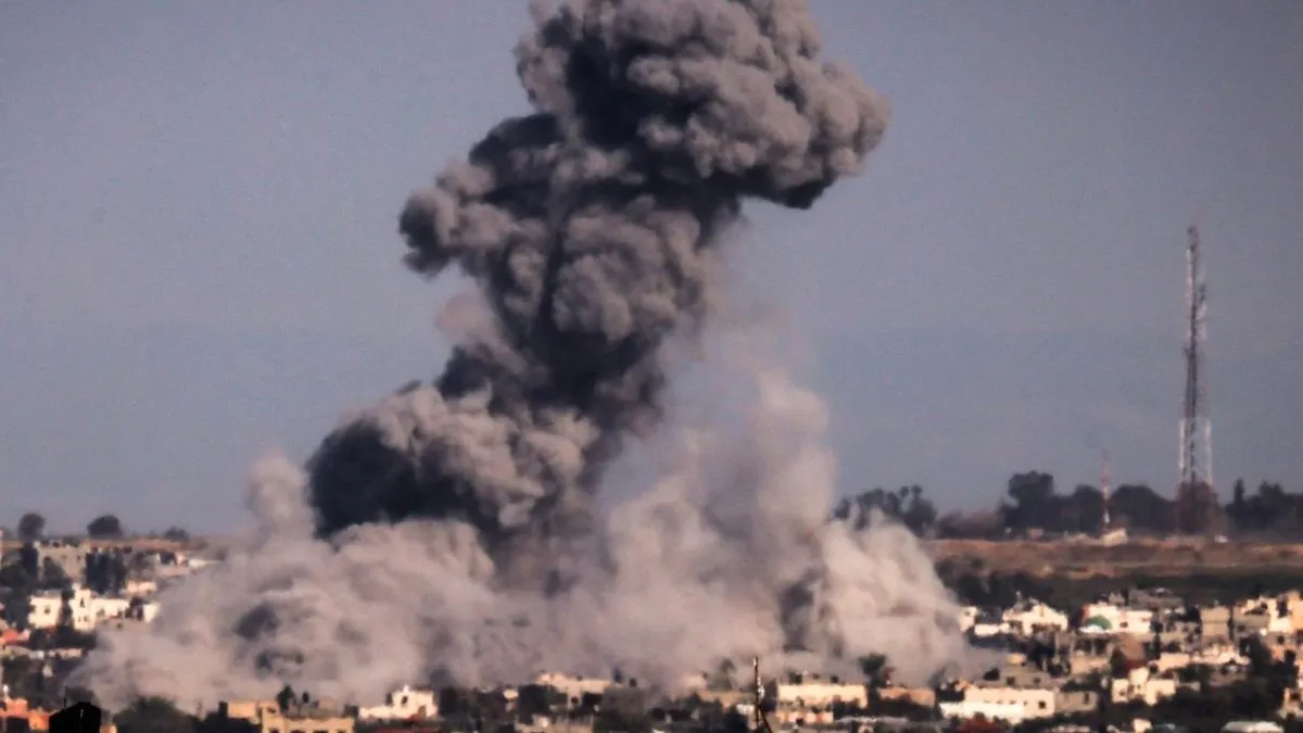 İsrail'in Gazze'ye yönelik saldırılarında can kaybı 33 bin 899'a yükseldi