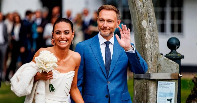 FDP’li Lindner’in mutluluk pozu