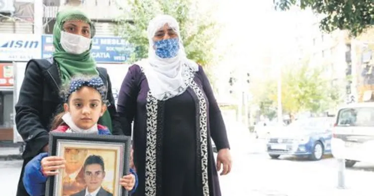 Hiç görmediği kızı babası için nöbette