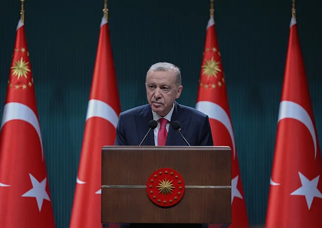 son-dakika-baskan-erdogandan-suriyedeki-provokasyona-tepki-mezhep-kavgasi-isteniyor-1741622268027.jpeg Son dakika: Başkan Erdoğan'dan Suriye'deki provokasyona tepki: Mezhep kavgası isteniyor