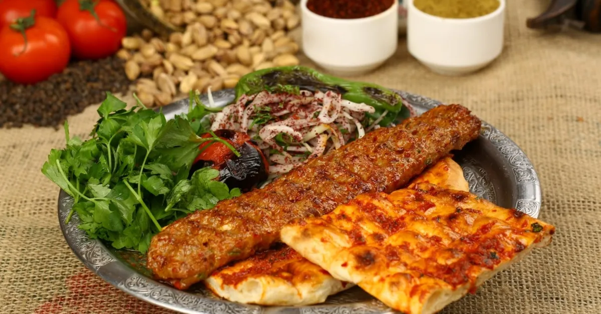 En harika adana kebap tarifi: Adana kebap nasıl yapılır? - Et Yemekleri Haberleri
