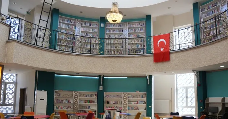 3 bin 300 nüfuslu Hasankeyf’e 12 bin kitaplık kütüphane