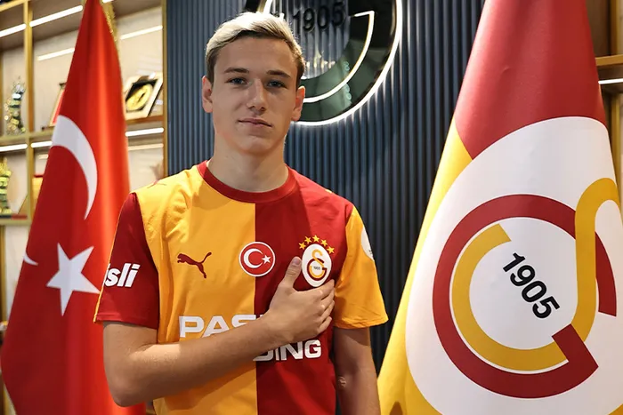 galatasaray-aleksey-batrakovun-maliyetini-kapa-bildirdi-iste-sozlesme-detaylari-1787255571750.jpg