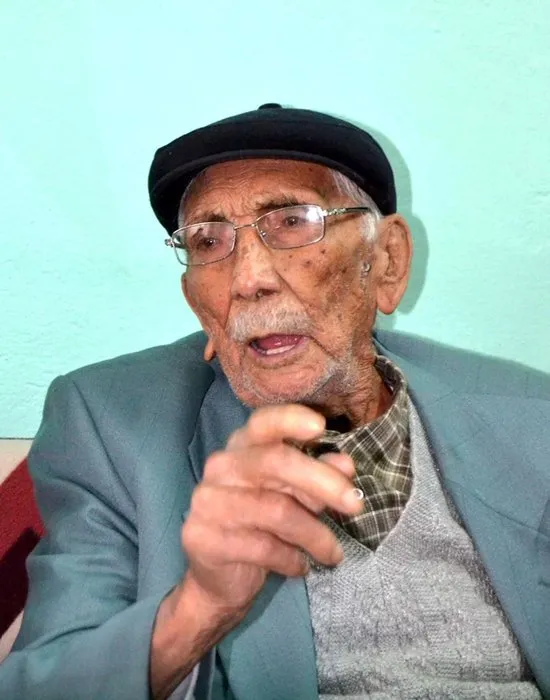 105 yaşındaki Bektaş Ergül, Yaşlılık Şurası’nda Manisa’yı temsil edecek