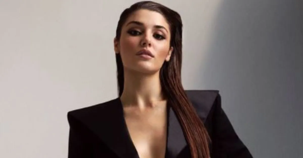 Hande Erçel Makyajsız Hali