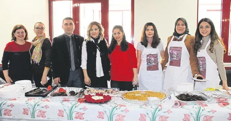 Hastanede lösemili çocuklara kermes