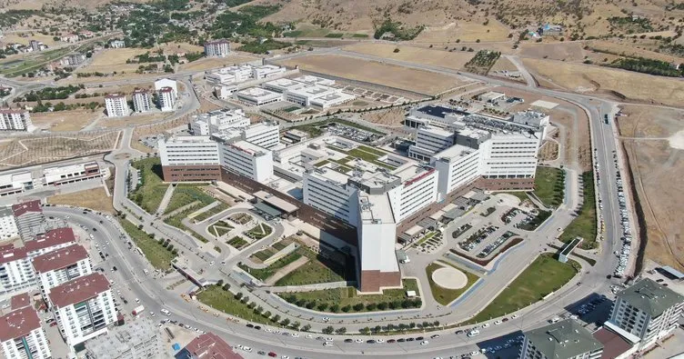 Elazığ Fethi Sekin Şehir Hastanesi, obezite cerrahisi ile dikkat çekiyor