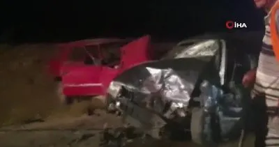 Ankara’da feci kaza! İki otomobil kafa kafaya çarpıştı: 3’ü ağır, 6 yaralı