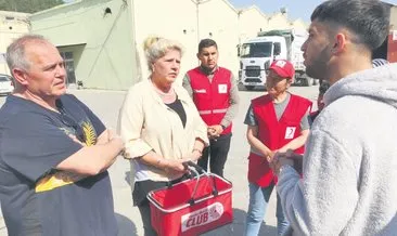 Alman televizyon yıldızı ve Türkiye aşığı Silvia Wollny, depremzedeler için seferber oldu. Bölgeye yardım götüren Silvia, malzemeleri teslim ederken ağladı