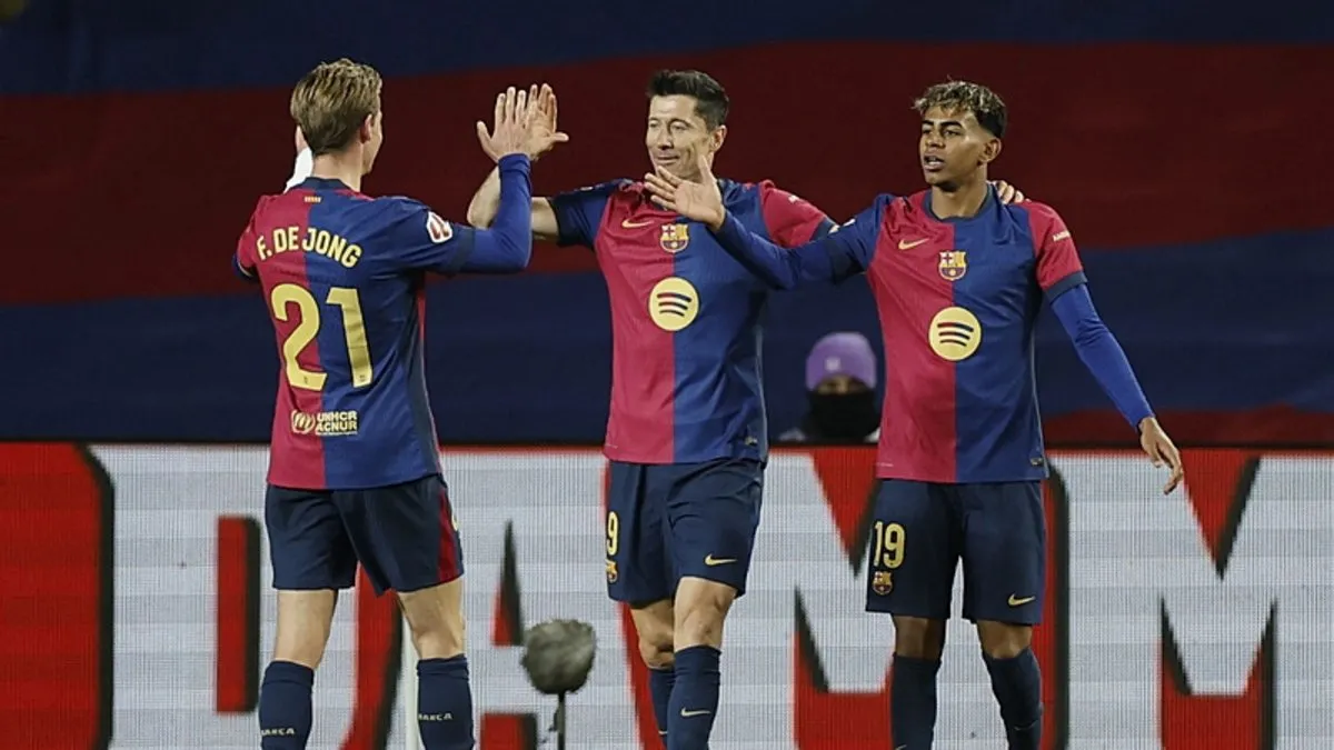 Barcelona'dan Valencia'ya 7 gollü hezimet!