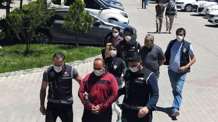 Yozgat’ta aralarında FETÖ üyesinin de bulunduğu 6 kişi kaçak kazı yaparken yakalandı