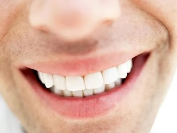 Diş sıkma alışkanlığı geceleri kendini gösteriyor