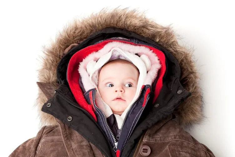 Kışın bebekleri doğru giydirmenin 10 püf noktası