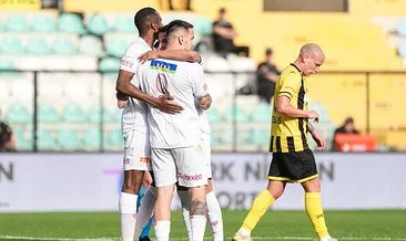 Sivasspor, İstanbulspor’u 3 golle geçti