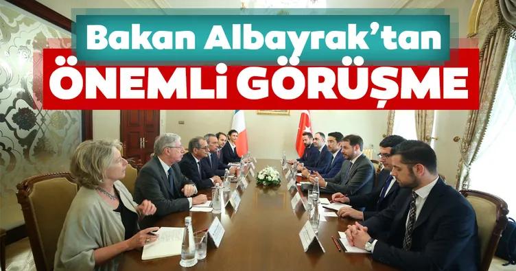 Hazine ve Maliye Bakanı Berat Albayrak, İtalya Ekonomi ve Finans Bakanı ile görüştü