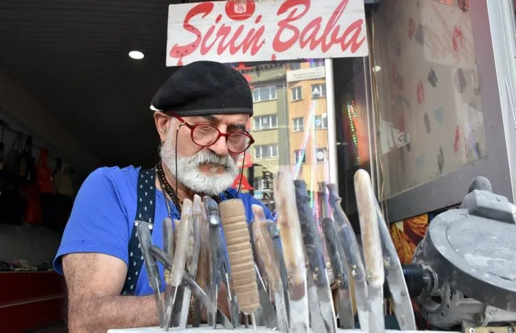 Sivas’ın ’Şirin Babası’, 24 yıldır bıçak üretiyor