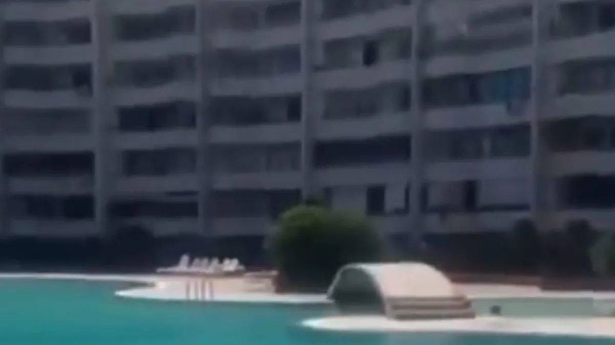 Mersin'in Mezitli ilçesindeki bir site havuzunda yaşanan tesettürlü kadın engeliyle ilgili haber.