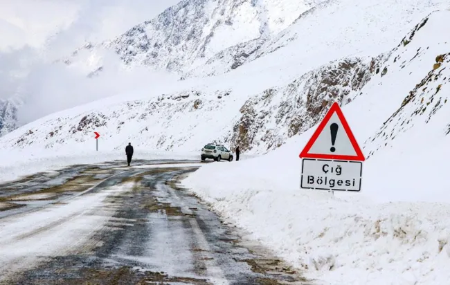 son-dakika-hava-durumu-uyarisi-meteorolojiden-istanbul-icin-kritik-uyari-o-tarihlerde-semsiyesiz-cikmayin-tam-1770186792968.png (932×591)