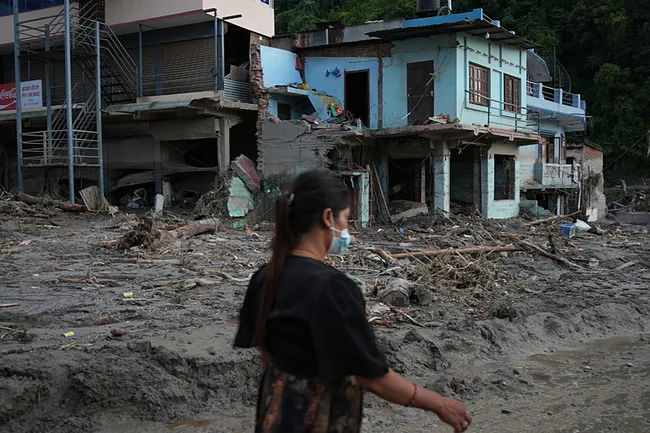 1787868475382.jpg Nepal'de sel felaketinde ölü sayısı artıyor
