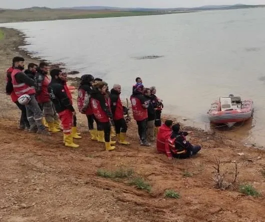 Şanlıurfa'da Mehmetçik sahada... Sel felaketinin yaraları sarılıyor