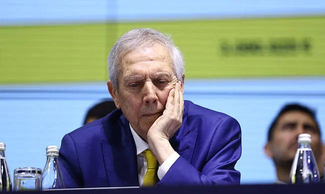 fenerbahcede-aziz-yildirim-harekete-gecti-1792911035533.jpg