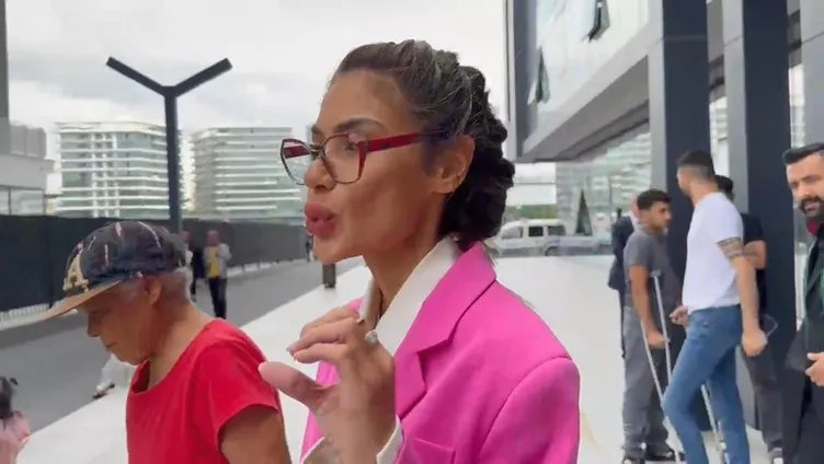 Nihal Candan’dan şaşırtan hareket: Bahar Candan ile ilgili o soruyu duyunca bakın ne yaptı!