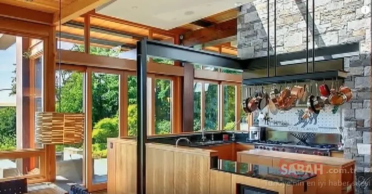 Dünyaca ünlü yıldızın evi görenleri büyüledi! İşte ünlü yıldızın 60 milyon dolarlık muhteşem malikanesi!