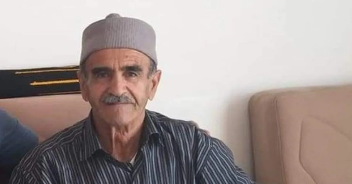 uzum toplayan yasli adam yilan