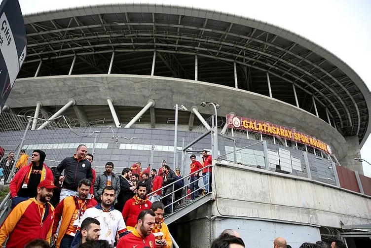 Galatasaray taraftarı Kadıköy’e böyle geldi