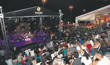 Panora AVM’de Burhan Öçal konseri