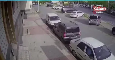 Park ettiği aracının el frenini çekmeyi unutunca araç metrelerce böyle kaydı | Video