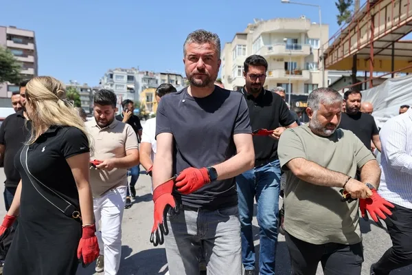 buca-belediyesinde-krizler-bitmiyor-once-maas-simdi-de-promosyon-1753508389888.jpg Buca Belediyesinde krizler bitmiyor: Önce maaş şimdi de promosyon!