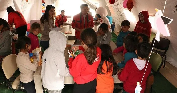 T3 Vakfı, oyun ve etkinliklerle depremin çocuklar üzerindeki izlerini silmeye çalışıyor