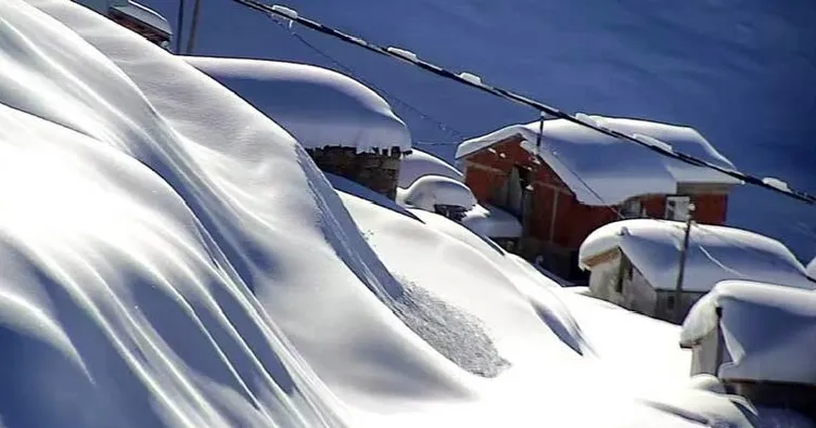 Rize’de yaylalar kara teslim oldu