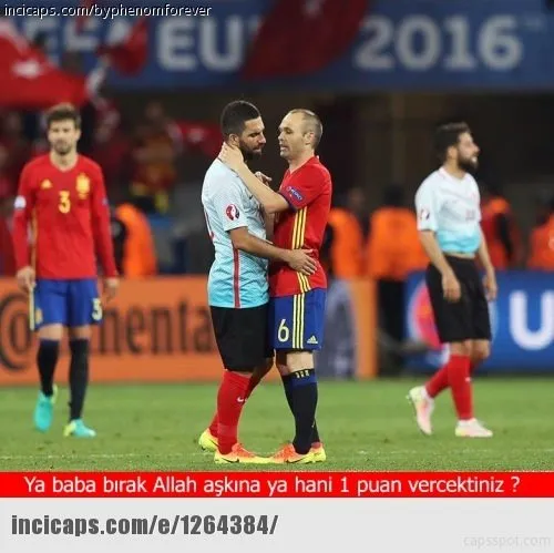 İspanya-Türkiye maçı capsleri!