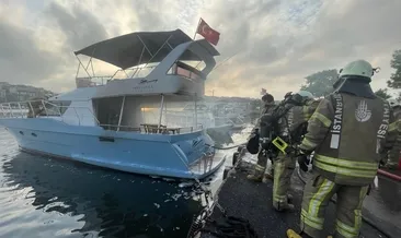 Fatih’te tekne yangını!