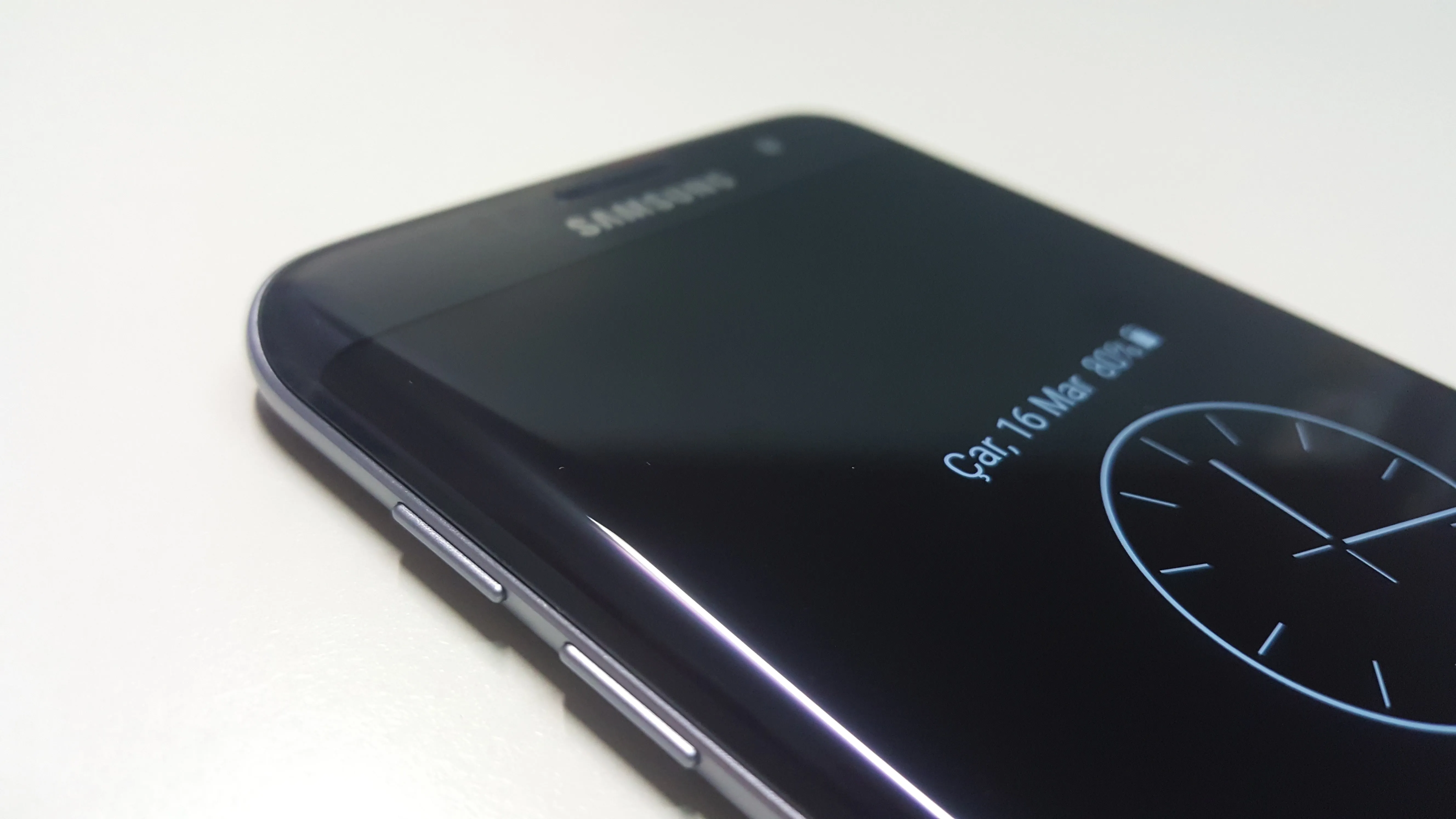 Samsung Galaxy S7 edge'in fotoğrafları Galeri Teknokulis